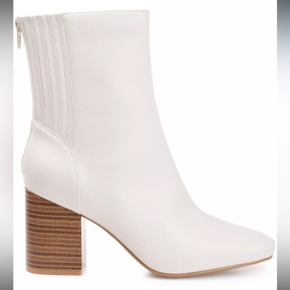 White leather heeled boot - Picture 2 of 4